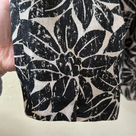 Michael Kors Black Floral Swing Jacket Size 1X - Picture 3 of 11